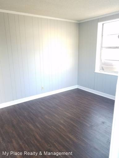 Main picture of 408 Martha Ln