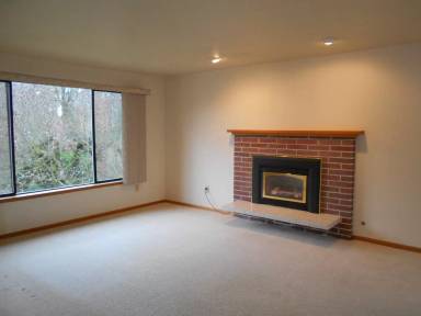 Main picture of 1085 Shaw Rd