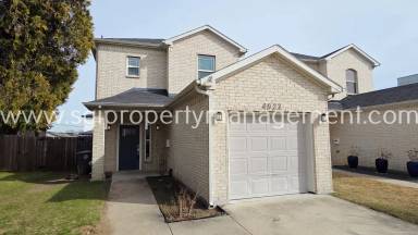 Main picture of 4022 Ivanhoe Ln
