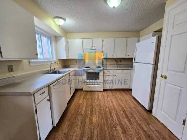 Main picture of 11 Village Dr