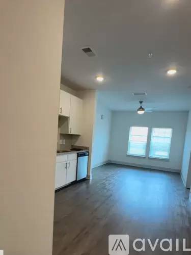 Main picture of 6400 Narcoossee Rd