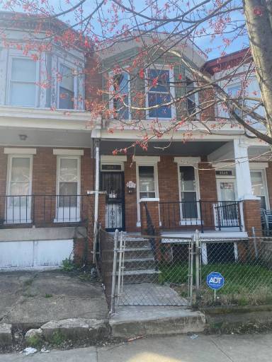 Main picture of 3027 Brighton St