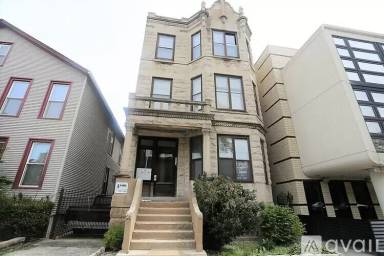 Main picture of 2523 N California Ave