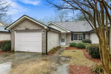 Main picture of 3975 Hidden Hollow Dr