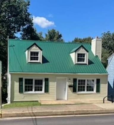 Main picture of 608 Montrose Dr