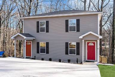 Main picture of 100 Parkstone Dr