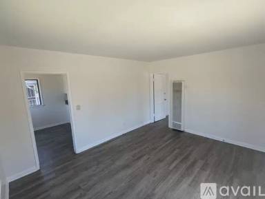 Main picture of 727 Portola Ave