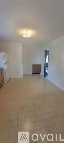 Main picture of 109 N 12th Ave