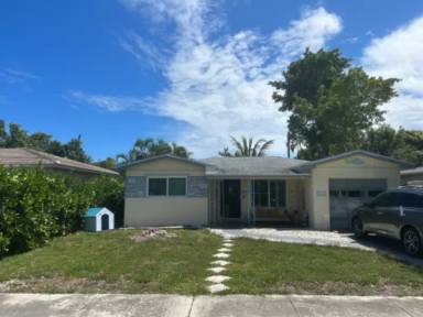 Main picture of 2226 Coolidge St