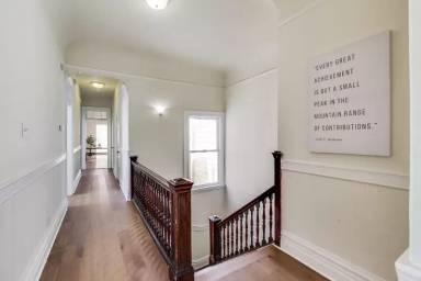 Main picture of 1908 McAllister St