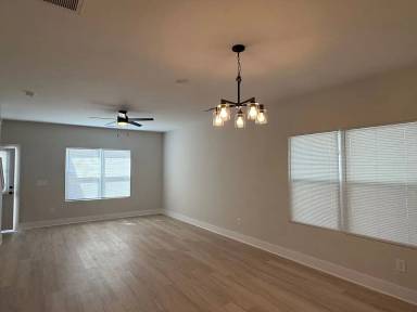Main picture of 1211 Tower Dr