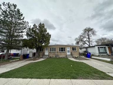 Main picture of 390 E Scott Ave