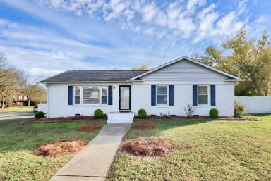 Main picture of 12024 Antebellum Dr