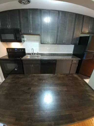 Main picture of 727 N 25th St