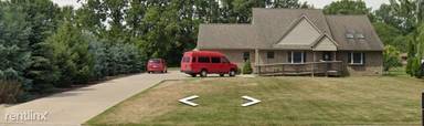 Main picture of 821 N Haggerty Rd