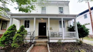 Main picture of 516 S Pine St