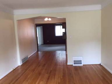 Main picture of 1509 E 4th St