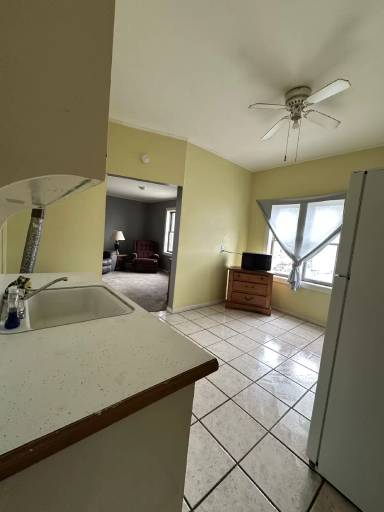 Main picture of 127 Lincoln St