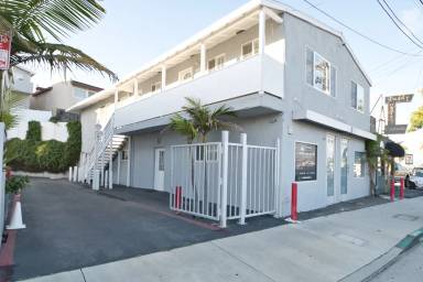 Main picture of 1509 Aviation Blvd