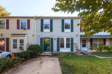 Main picture of 15305 Norwalk Ct
