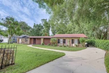 Main picture of 2960 Leslie Dr