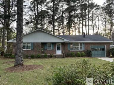 Main picture of 1780 Maple Leaf Rd