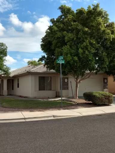 Main picture of 12542 W Jackson St