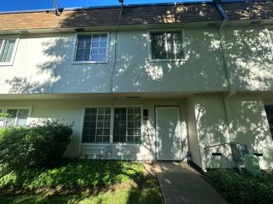 Main picture of 8879 Salmon Falls Dr