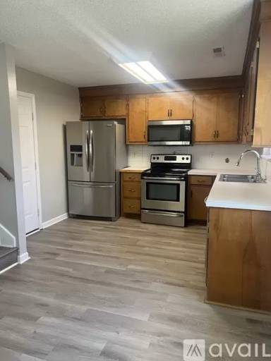 Main picture of 115 Rail Dr