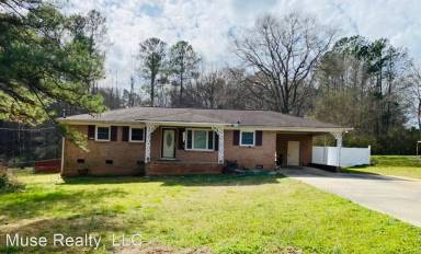 Main picture of 1575 Riverview Cir