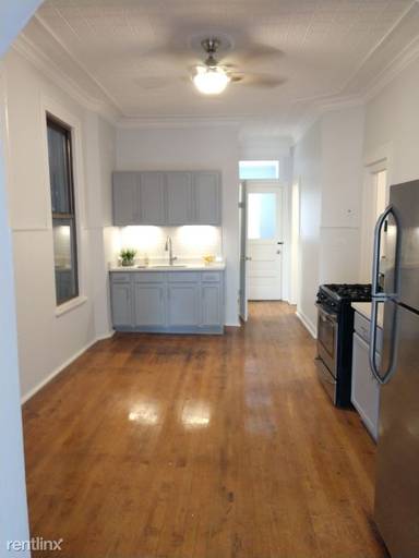 Main picture of 2605 W Chicago Ave