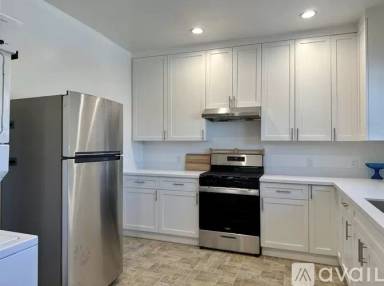 Main picture of 1250 Park St
