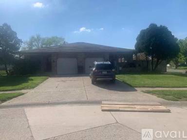 Main picture of 6589 Hawksway Ct