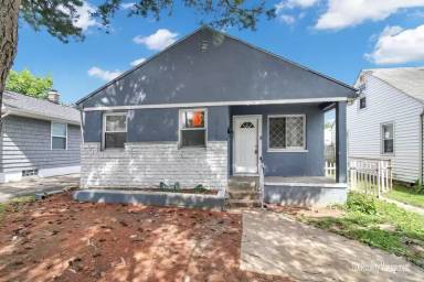 Main picture of 2892 Azelda St