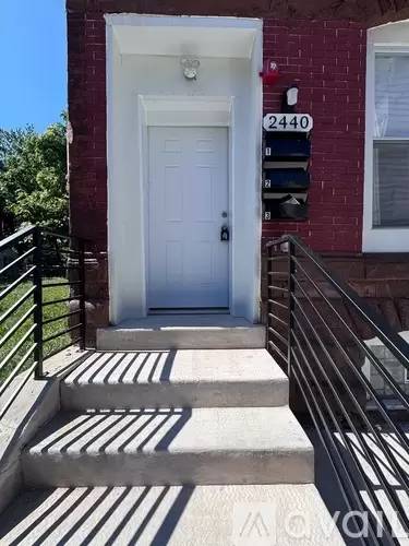 Main picture of 2440 Clifford St
