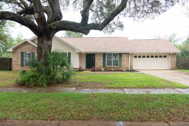 Main picture of 2225 Calle de Castelar