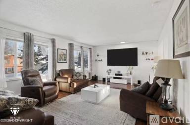 Main picture of 6600 Donna Dr