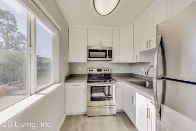 Main picture of 2240 Angela Ct