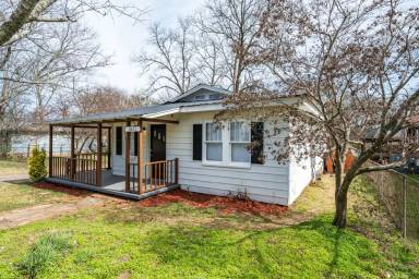 Main picture of 1623 26th Ave N