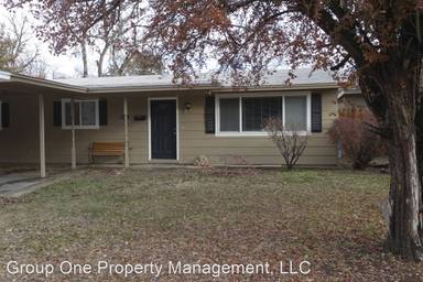 Main picture of 1050 S Curtis Rd