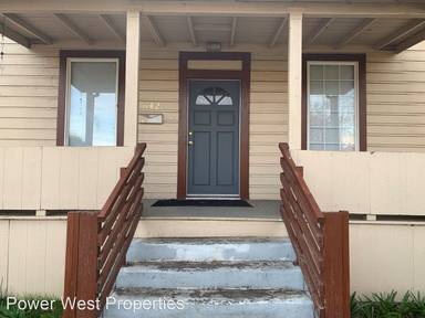 Main picture of 642 Walnut St