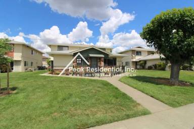 Main picture of 9049 El Cajon Way