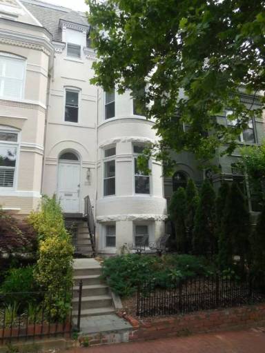 Main picture of 2713 P St NW