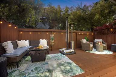 Main picture of 29 Pinewood Ln