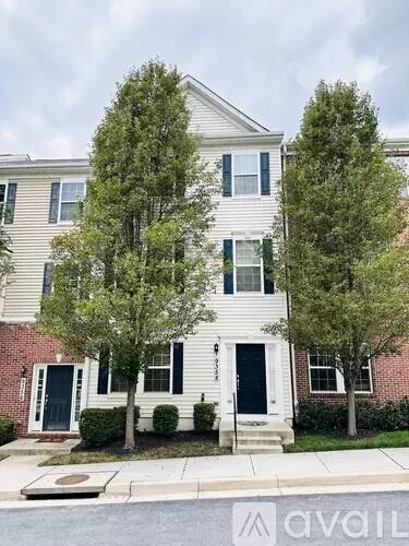 Main picture of 9358 Paragon Way