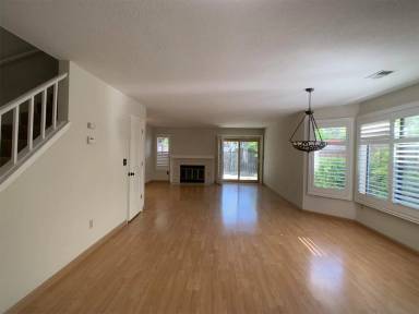 Main picture of 23 Damon Ct