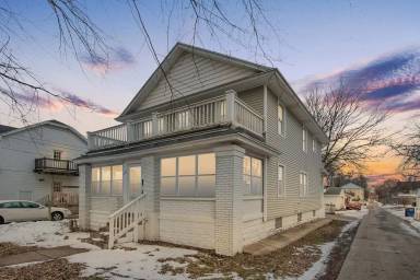 Main picture of 666 Myrtle St NW