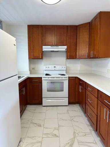 Main picture of 2001 Aupuni St