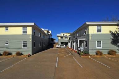 Main picture of 2016 E Ocean View Ave