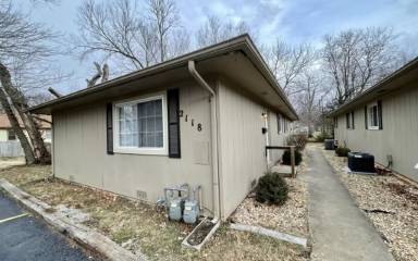 Main picture of 2118 N Jefferson Ave
